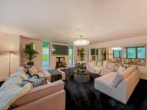 Photo 53- click for photo gallery